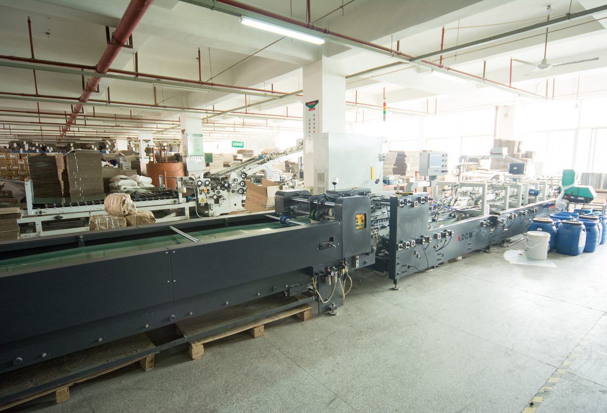Production line for rigid and folding boxes