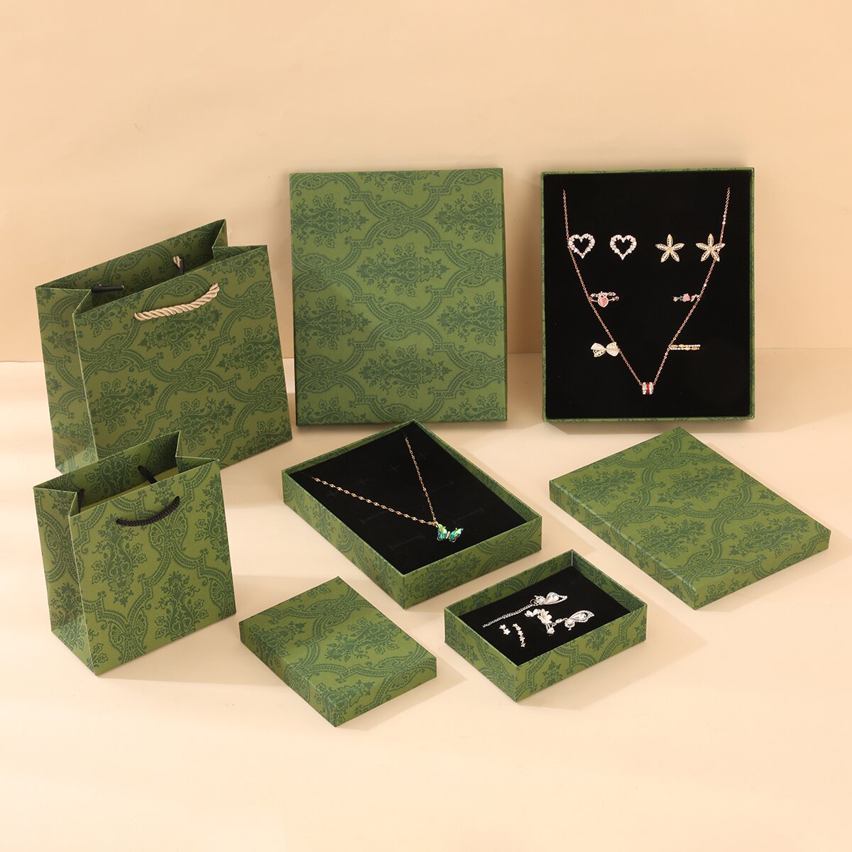 Custom jewelry packaging boxes and gift bags with printed pattern
